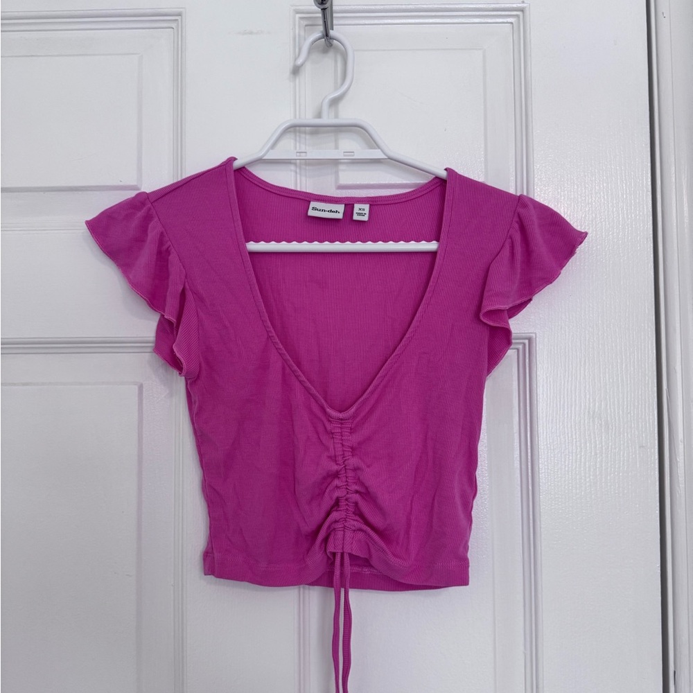 Aritzia Sunday’s Best Sodapop Crop Top